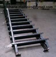 /album/escadas-de-ferro1/escada-2-jpg/